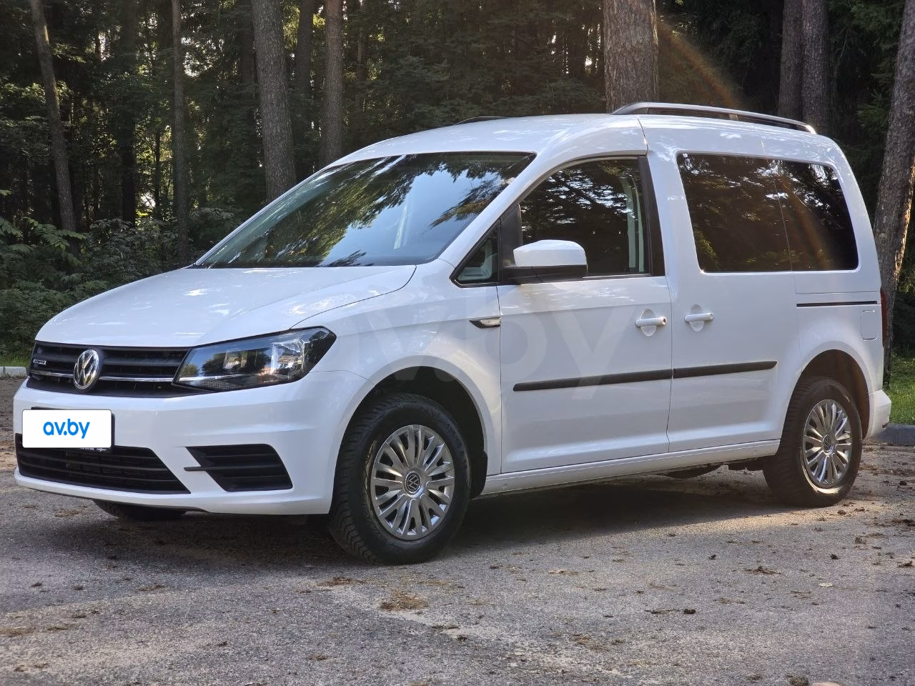 Volkswagen Caddy фото 2
