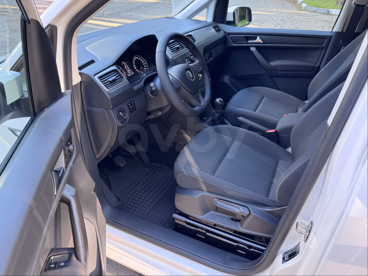 Volkswagen Caddy фото 16