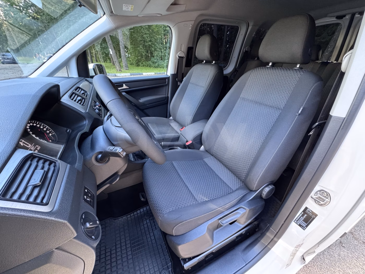 Volkswagen Caddy фото 17