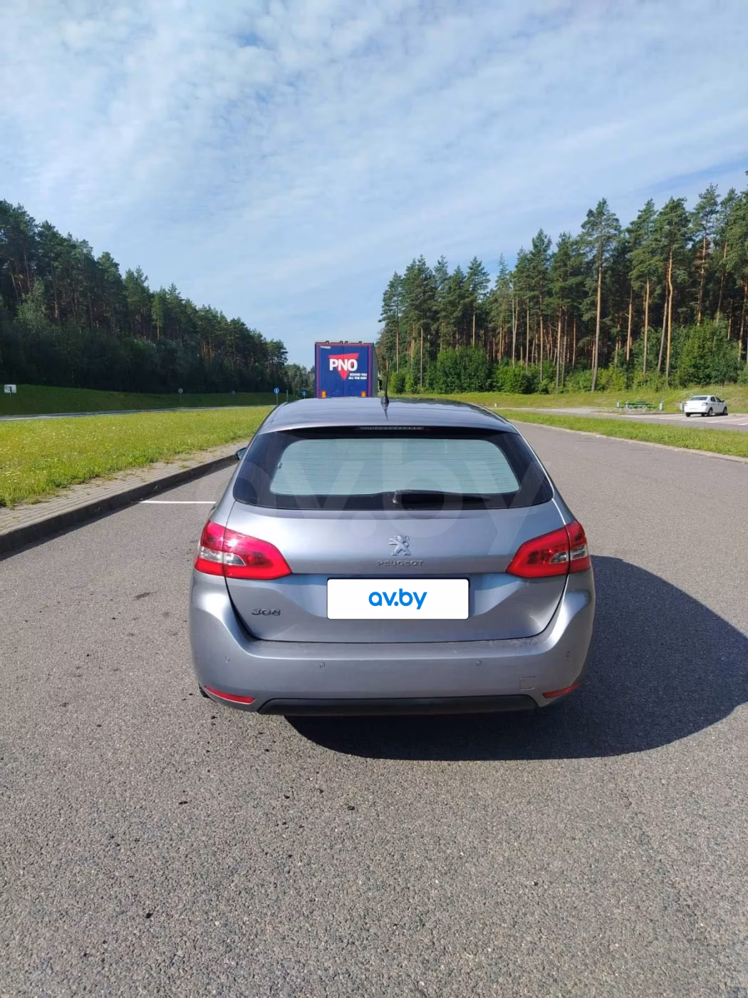 Peugeot 308 фото 2