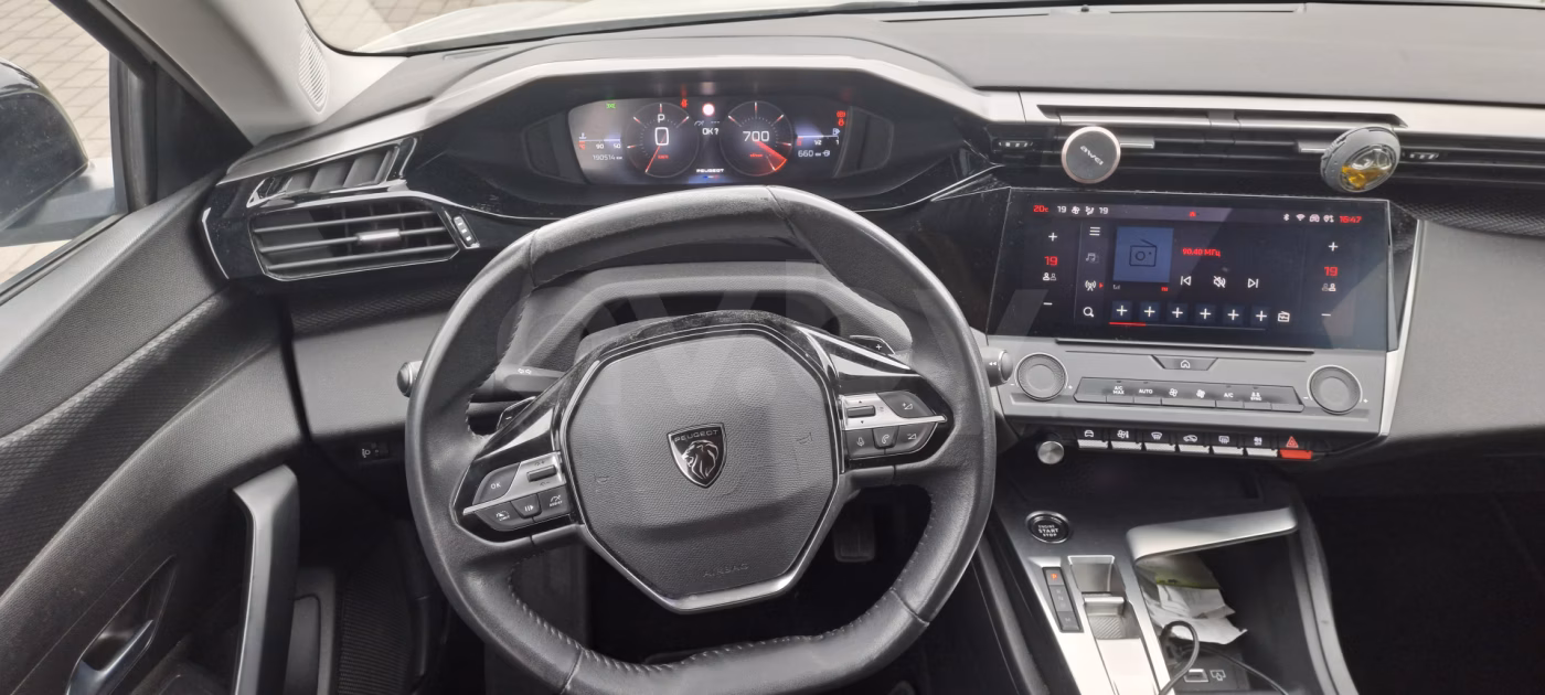 Peugeot 308 фото 9