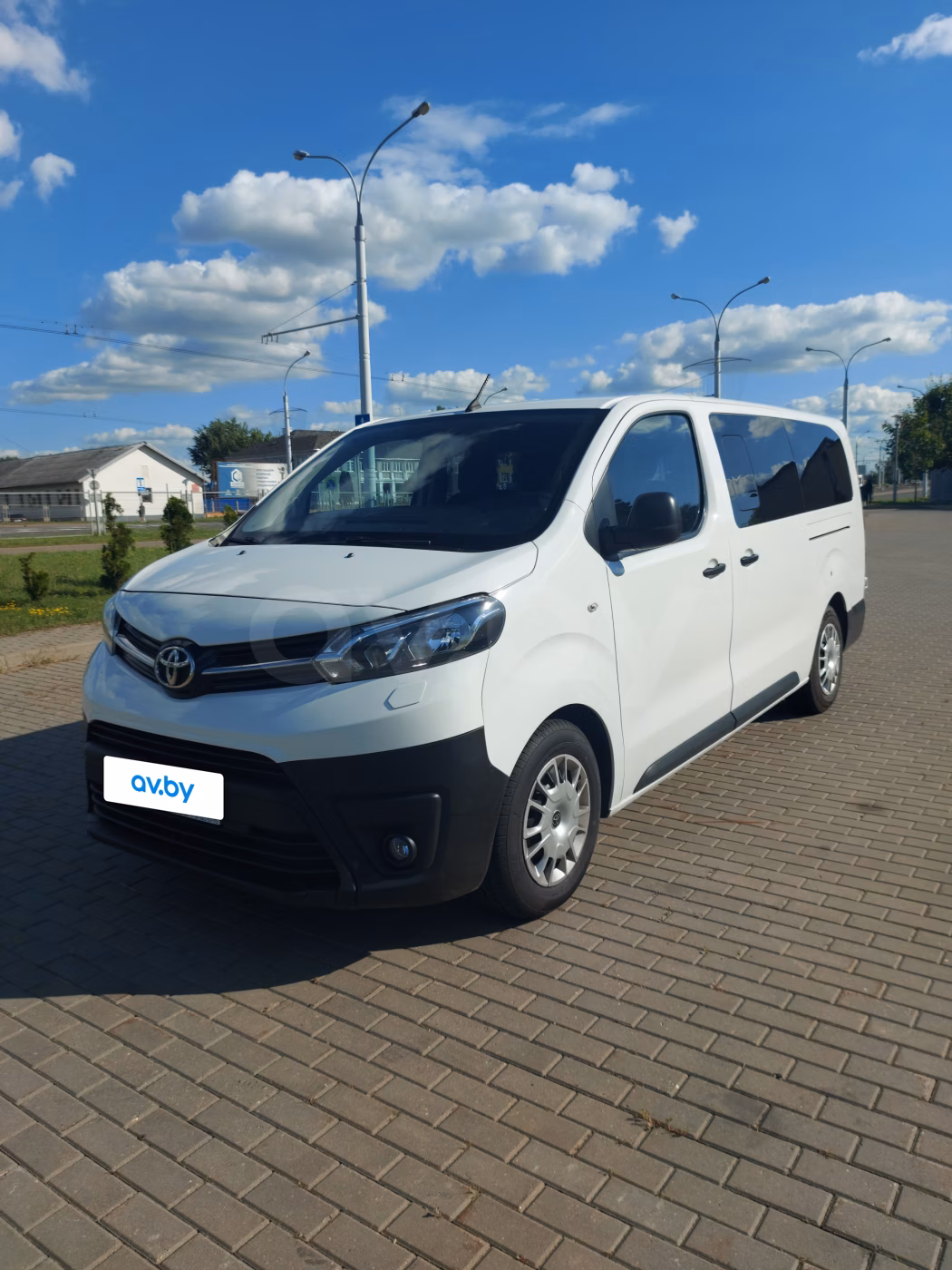 Toyota ProAce Verso фото 2