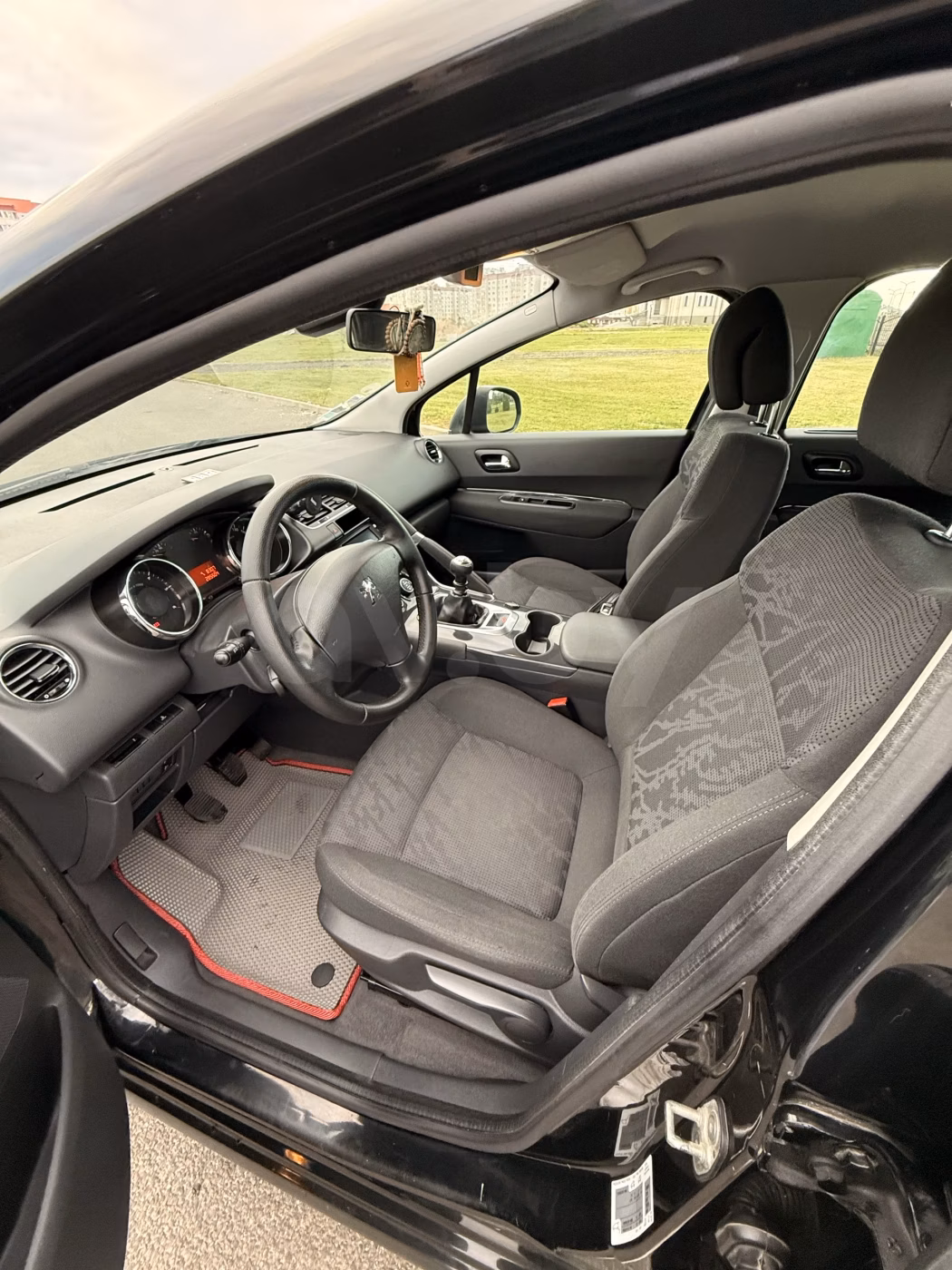Peugeot 3008 фото 7