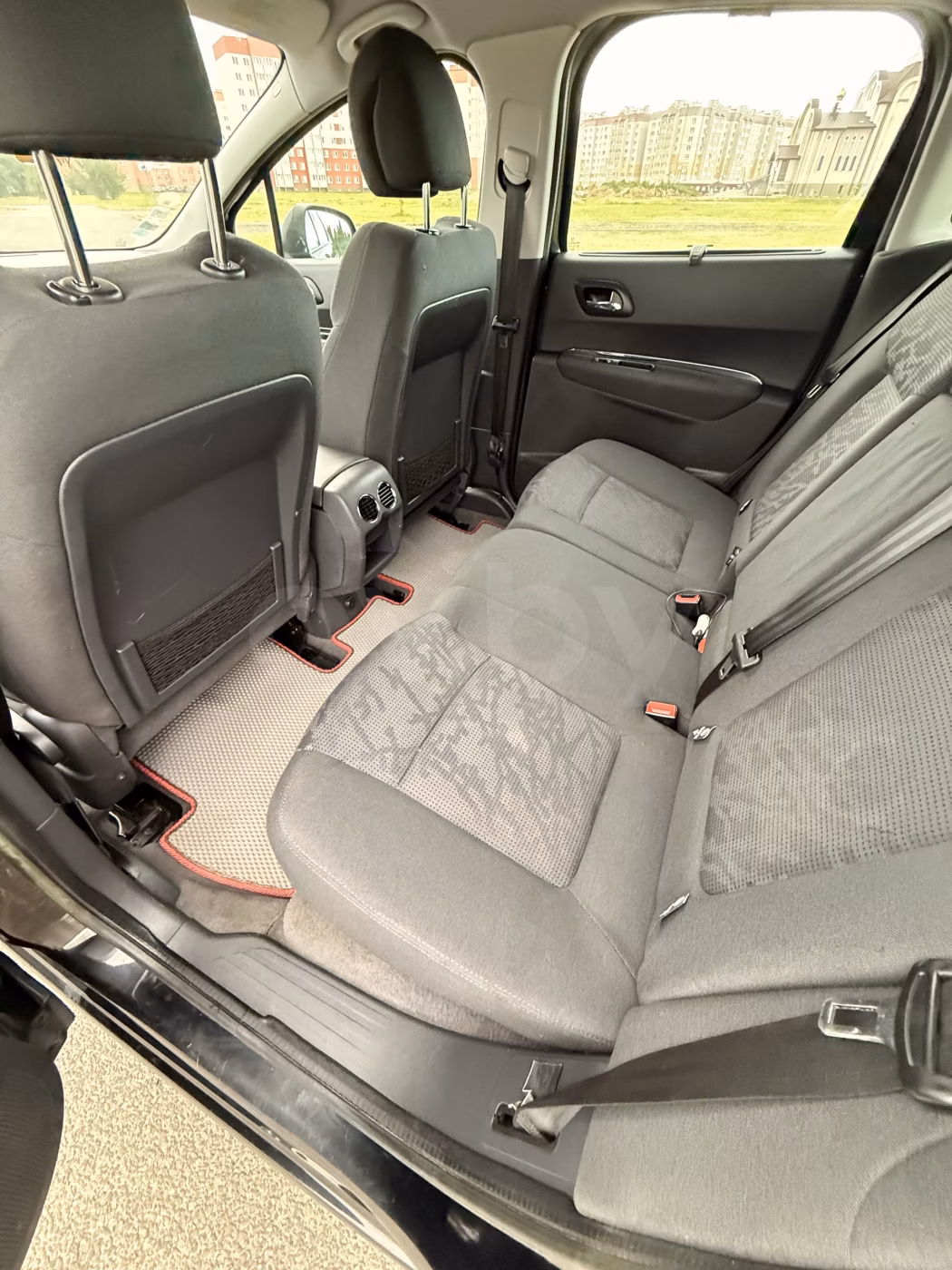 Peugeot 3008 фото 8