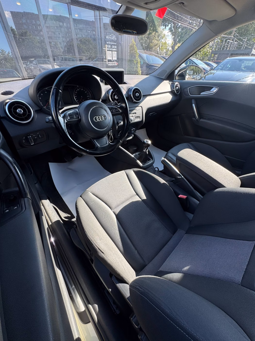 Audi A1 фото 10