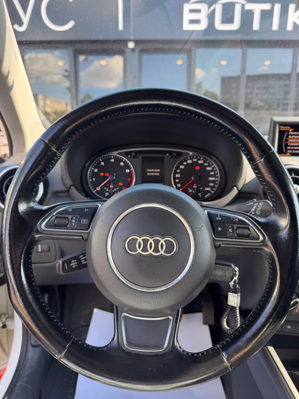 Audi A1 фото 14
