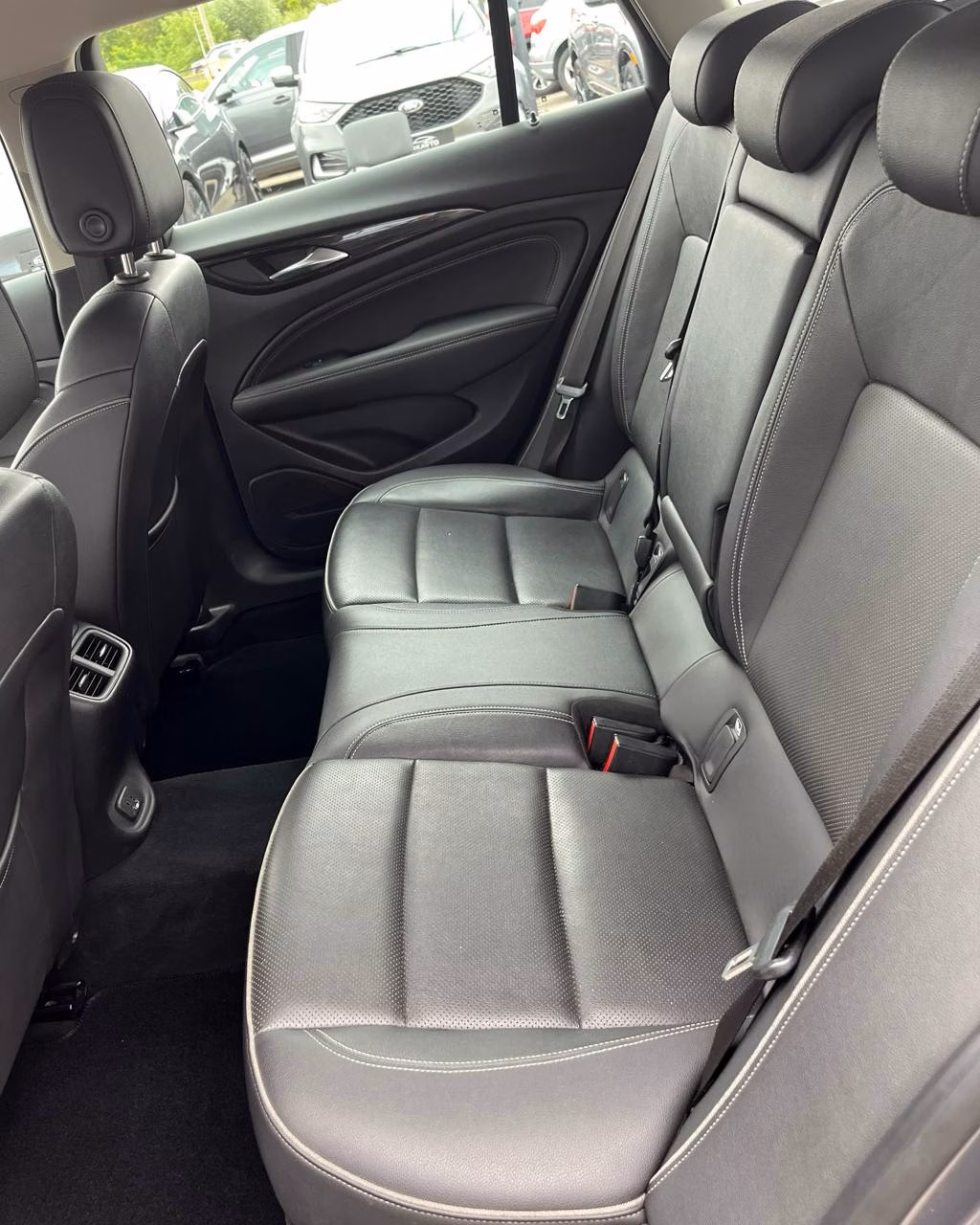 Opel Insignia фото 15