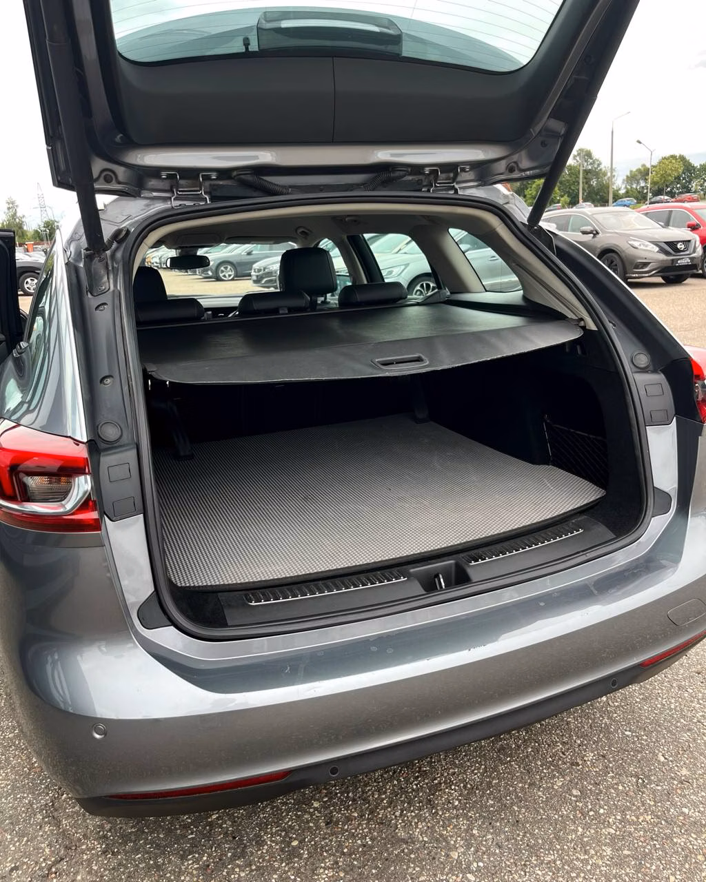 Opel Insignia фото 16