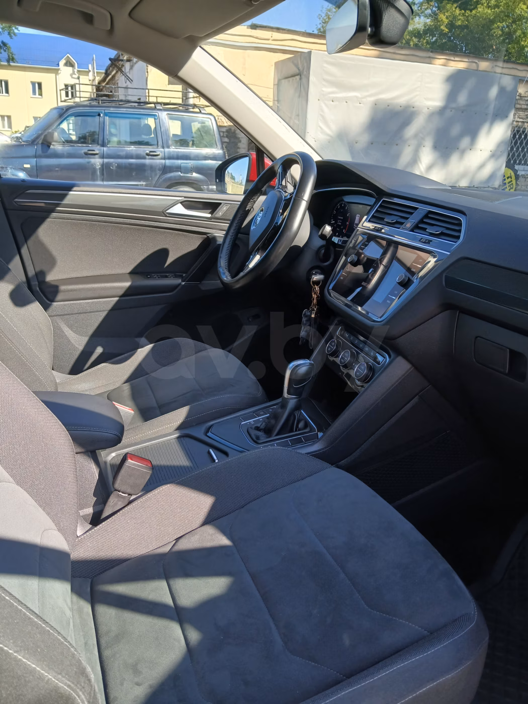 Volkswagen Tiguan фото 8