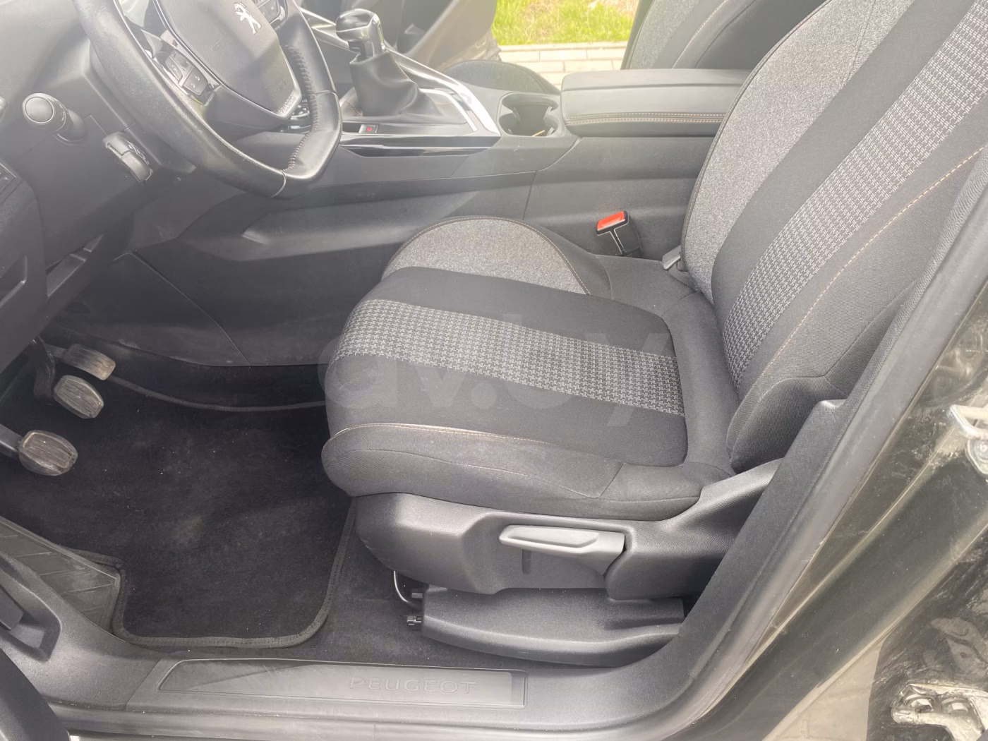 Peugeot 3008 фото 10