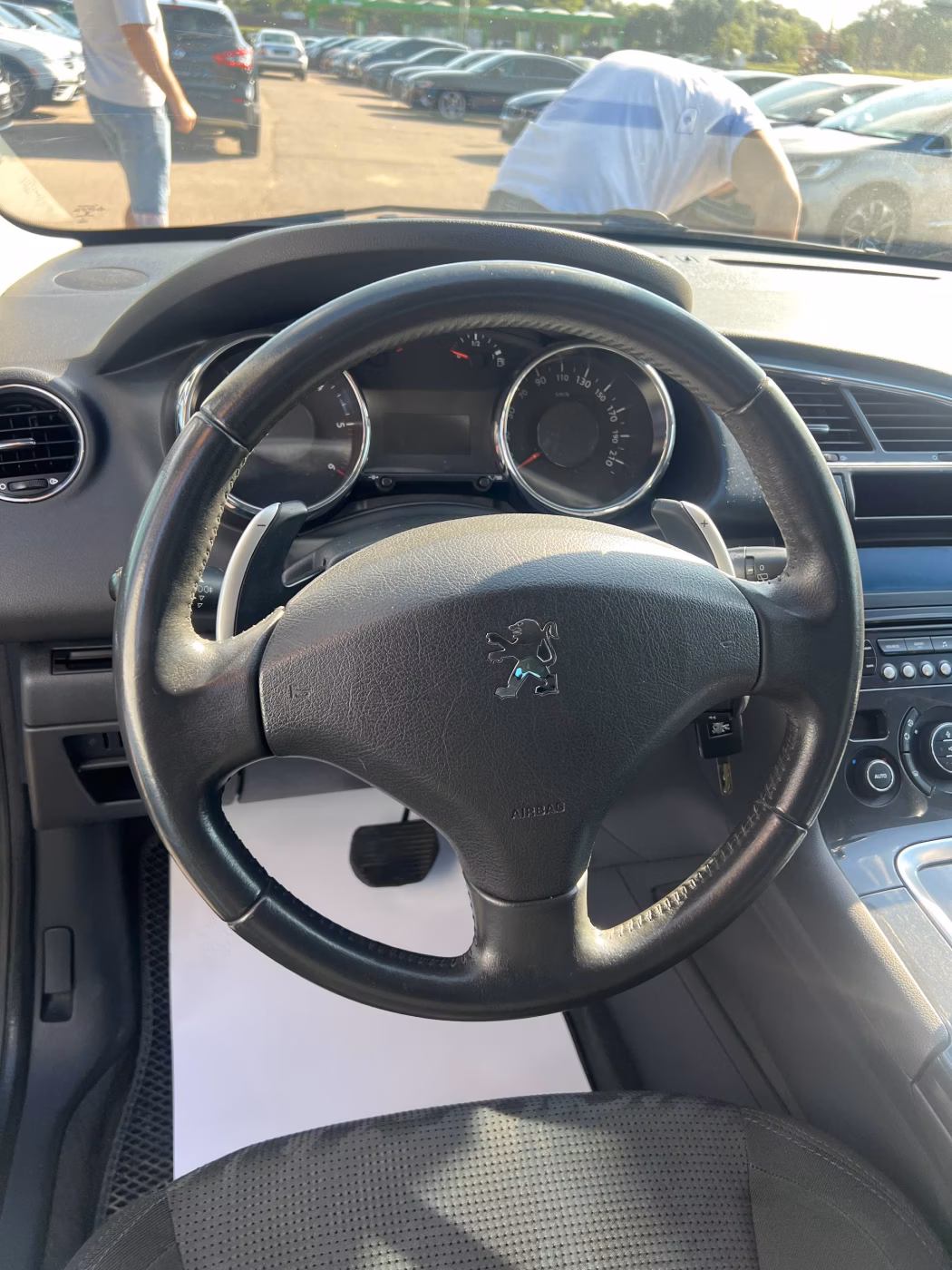 Peugeot 3008 фото 11