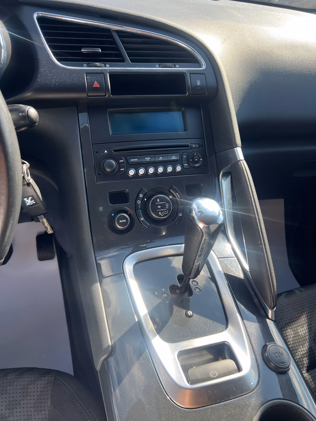 Peugeot 3008 фото 12