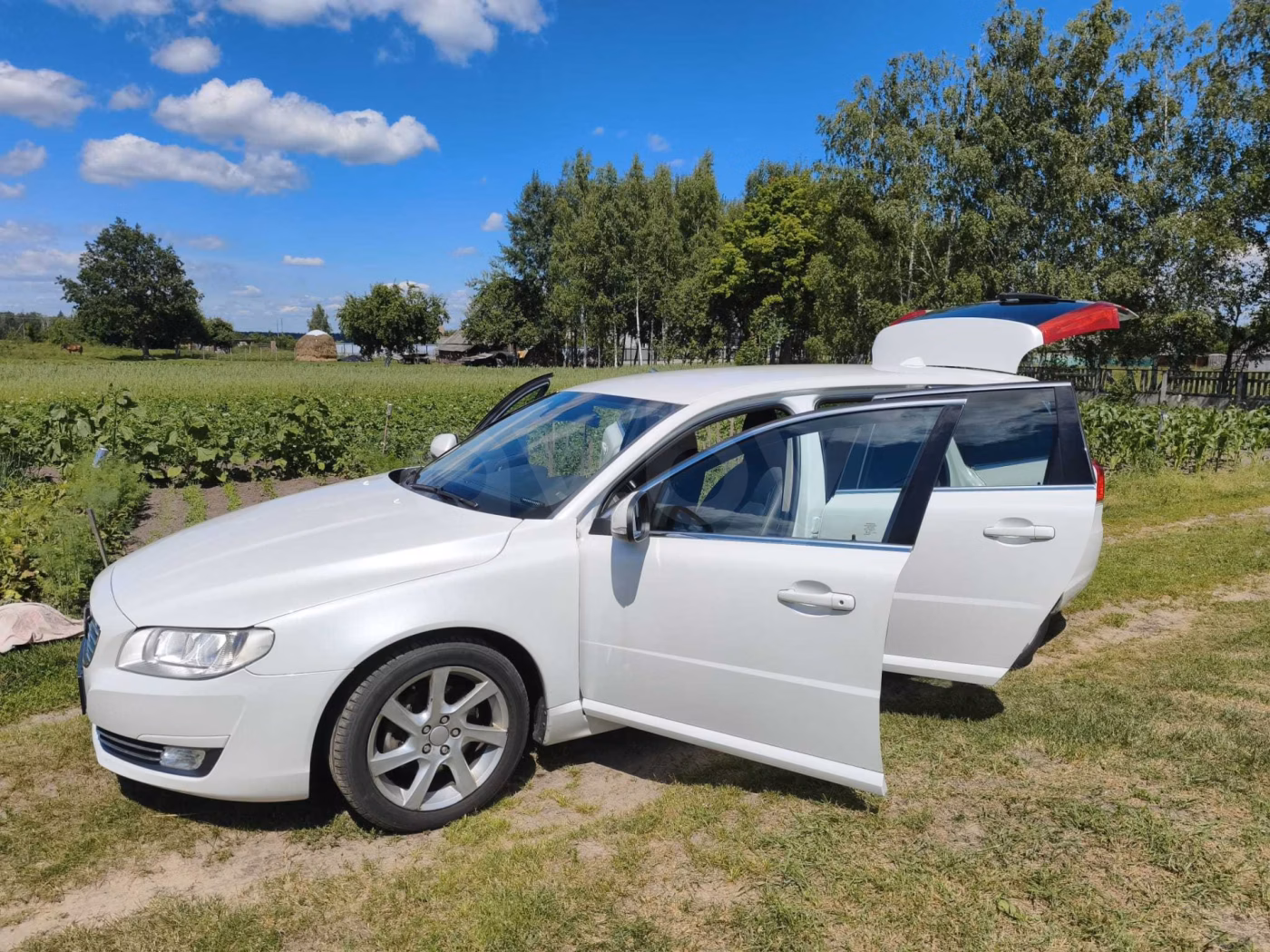 Volvo V70 фото 3