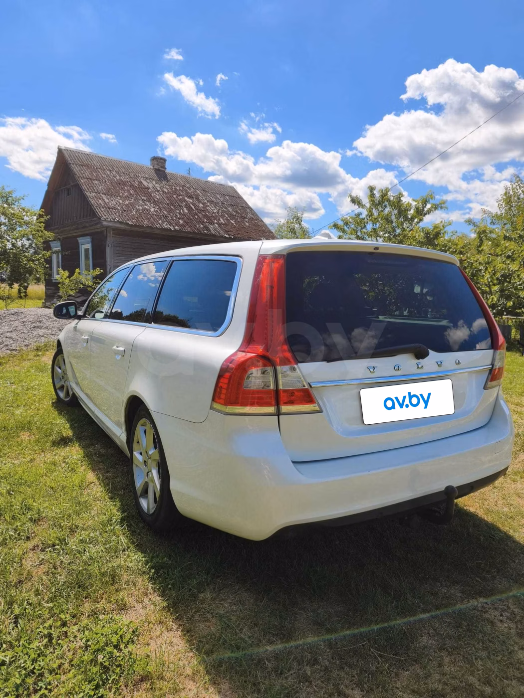 Volvo V70 фото 10