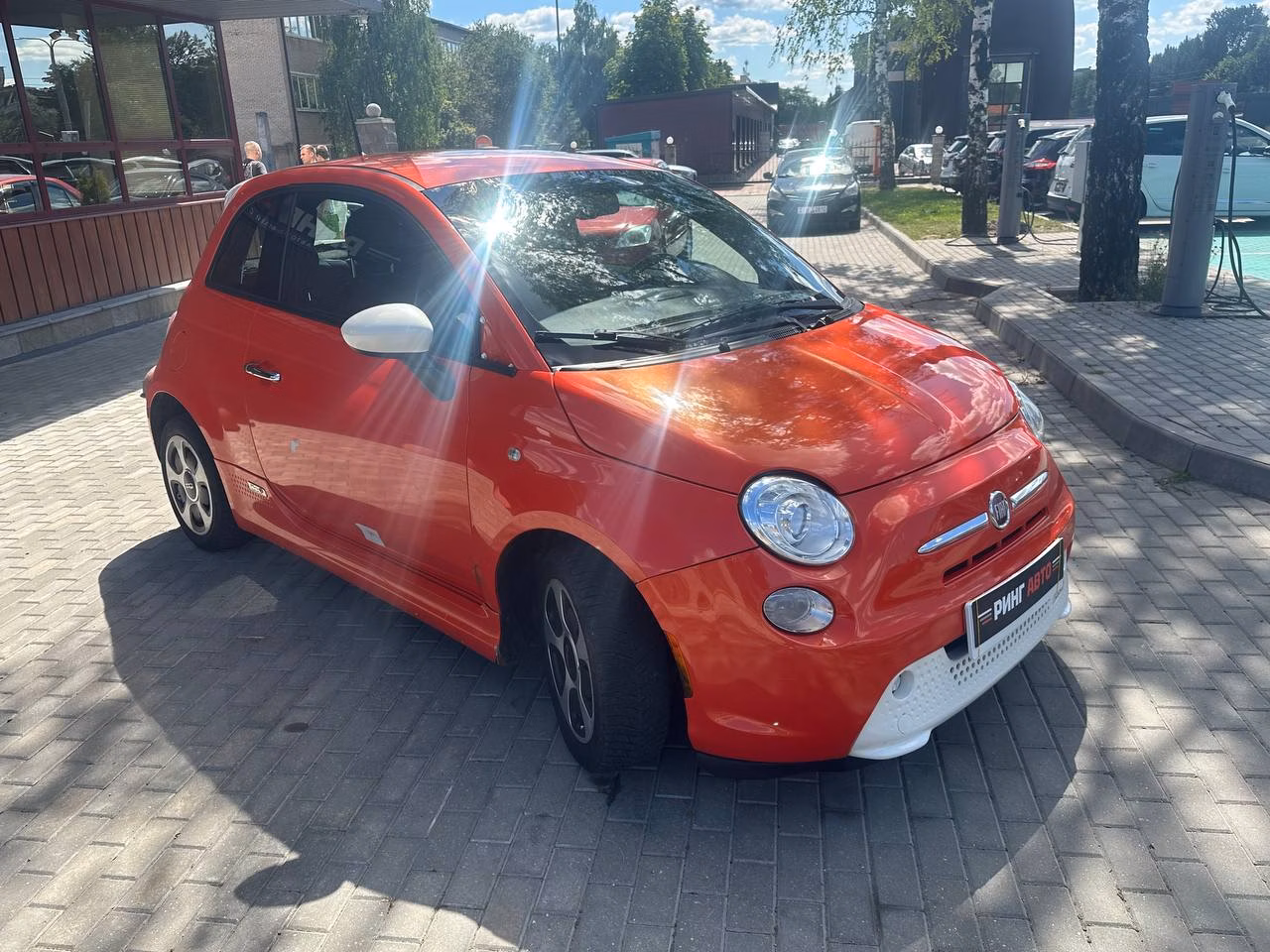 Fiat 500е фото 3