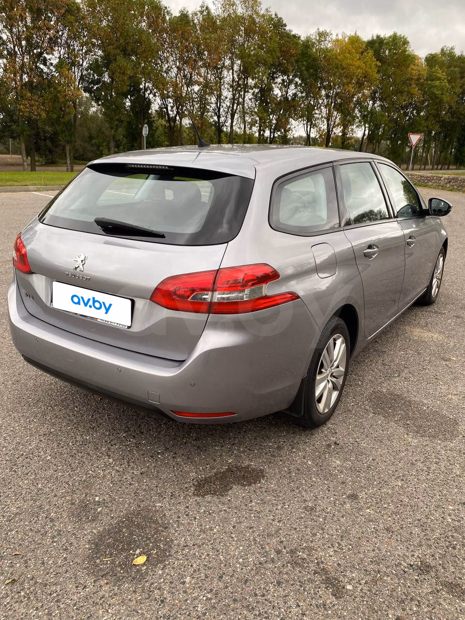 Peugeot 308 фото 9