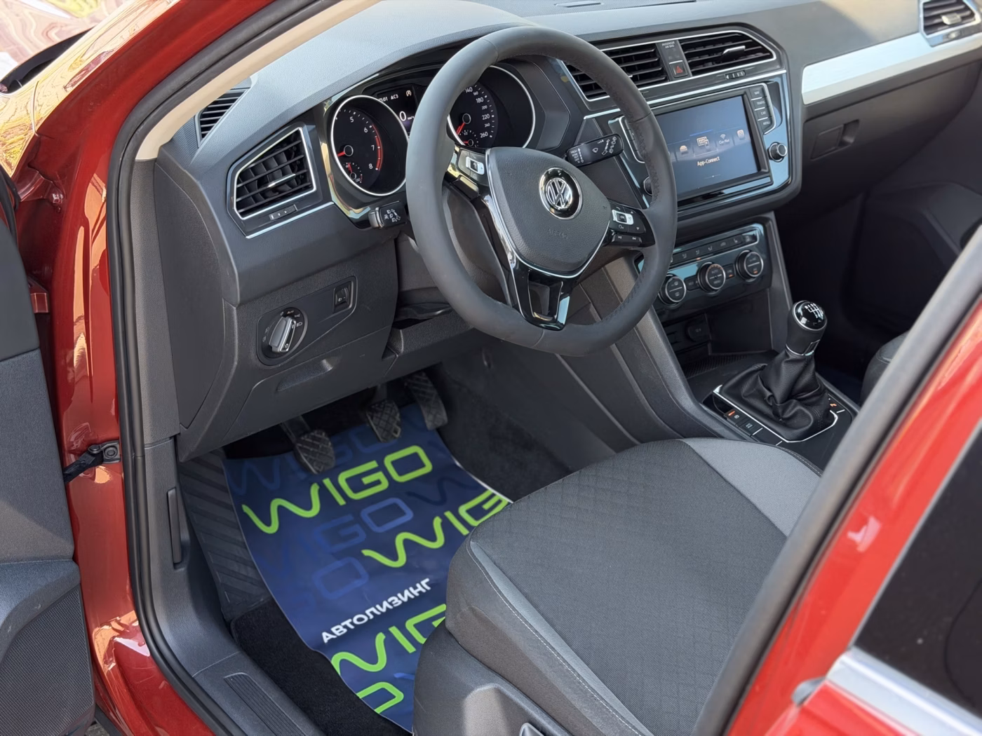 Volkswagen Tiguan фото 12