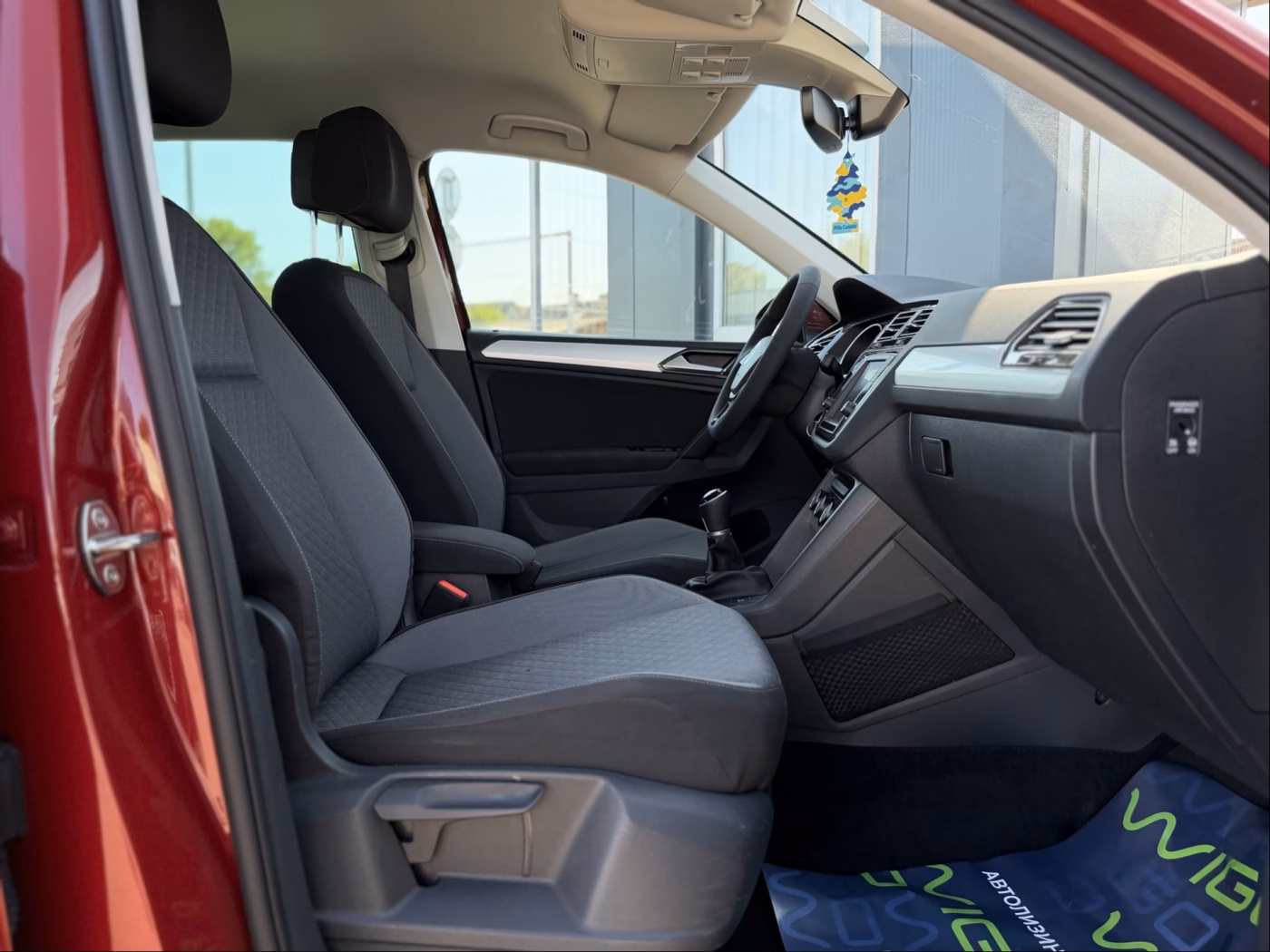 Volkswagen Tiguan фото 21
