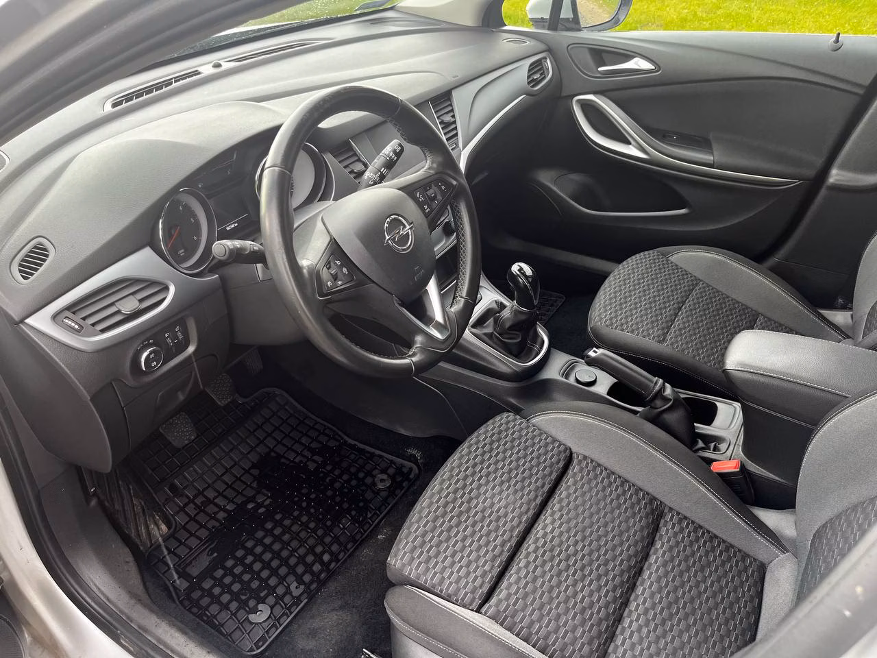 Opel Astra фото 10
