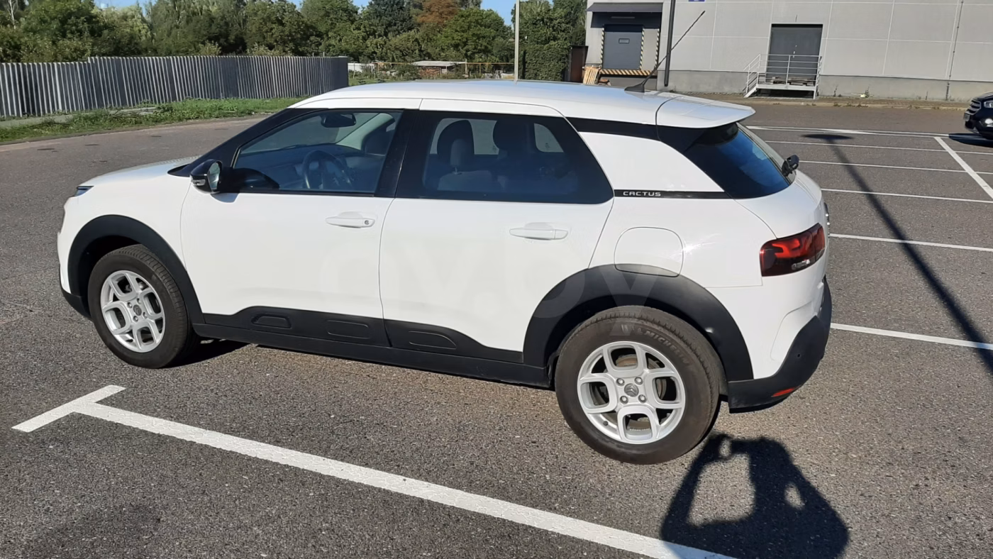 Citroen C4 Cactus фото 6