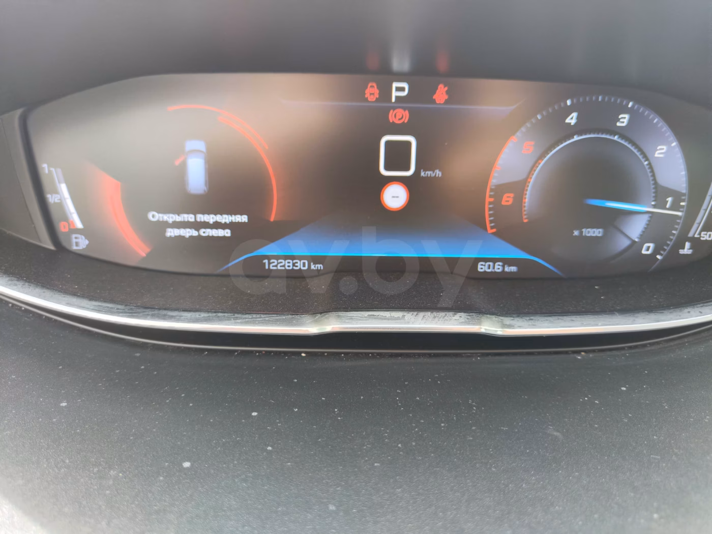 Peugeot 5008 фото 10