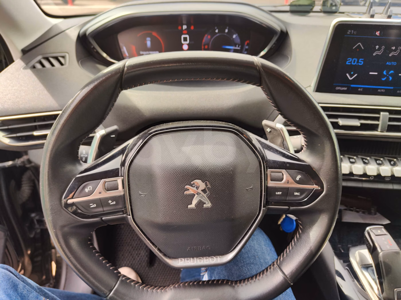 Peugeot 5008 фото 6