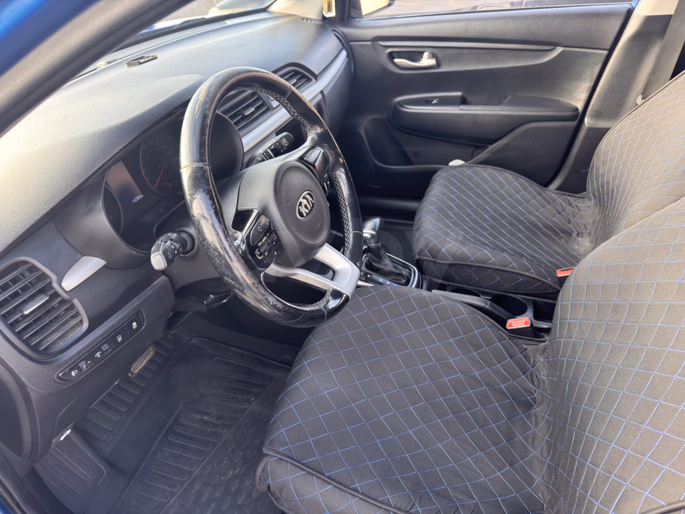 Kia Rio X (X-Line) фото 10
