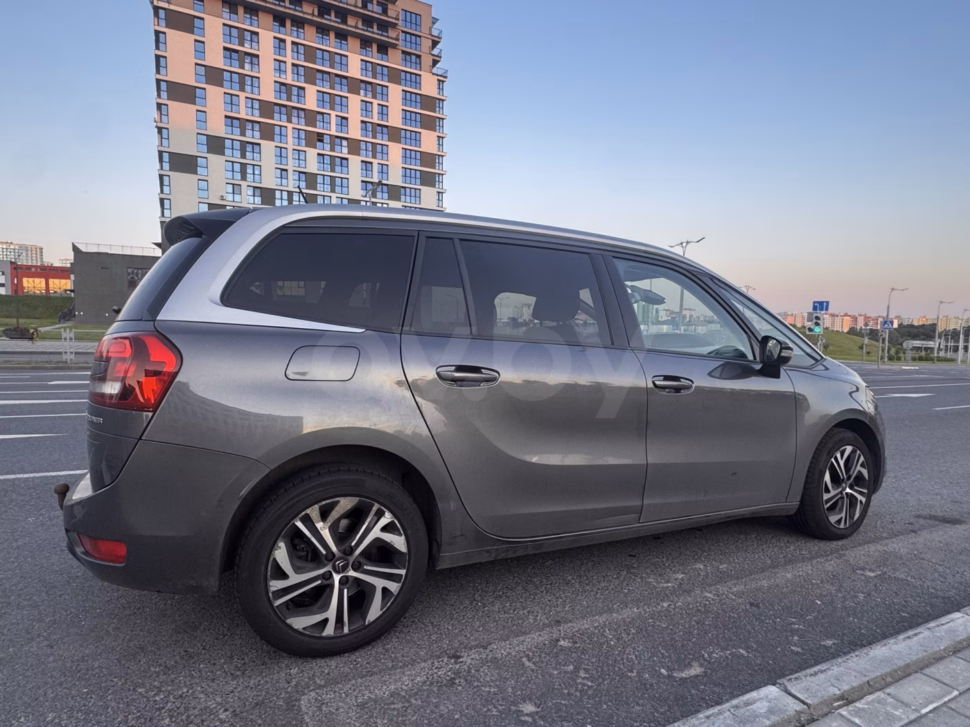 Citroen C4 Grand Spacetourer фото 14