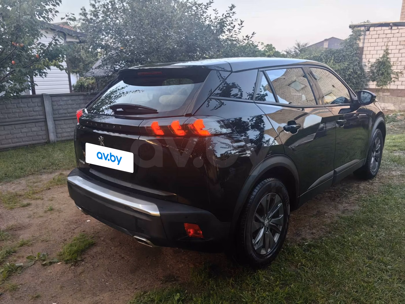 Peugeot 2008 фото 5