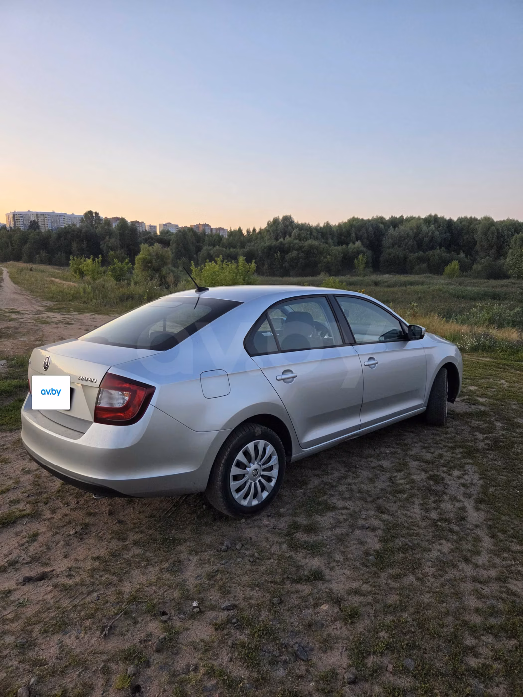 Skoda Rapid фото 3