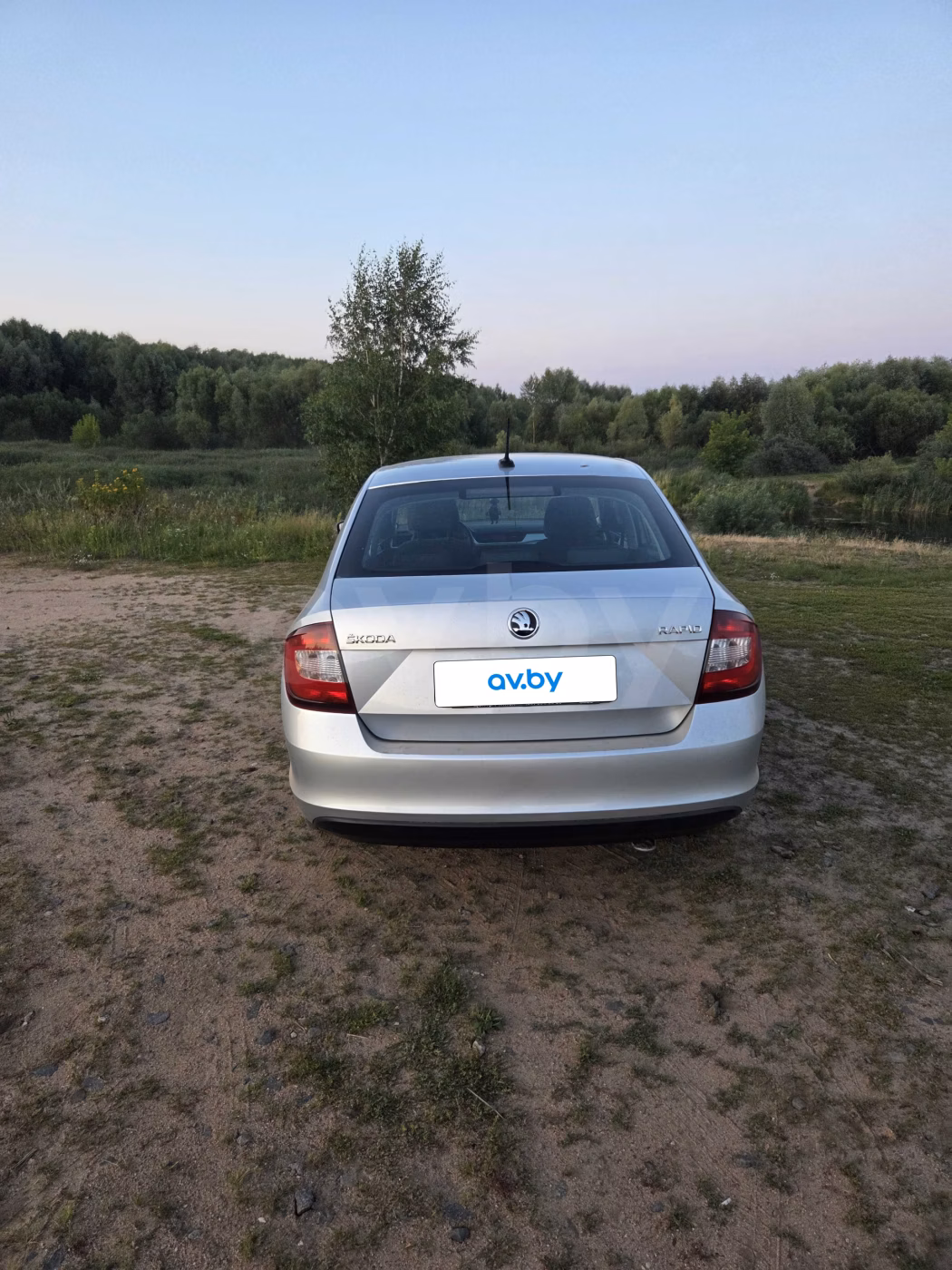 Skoda Rapid фото 4