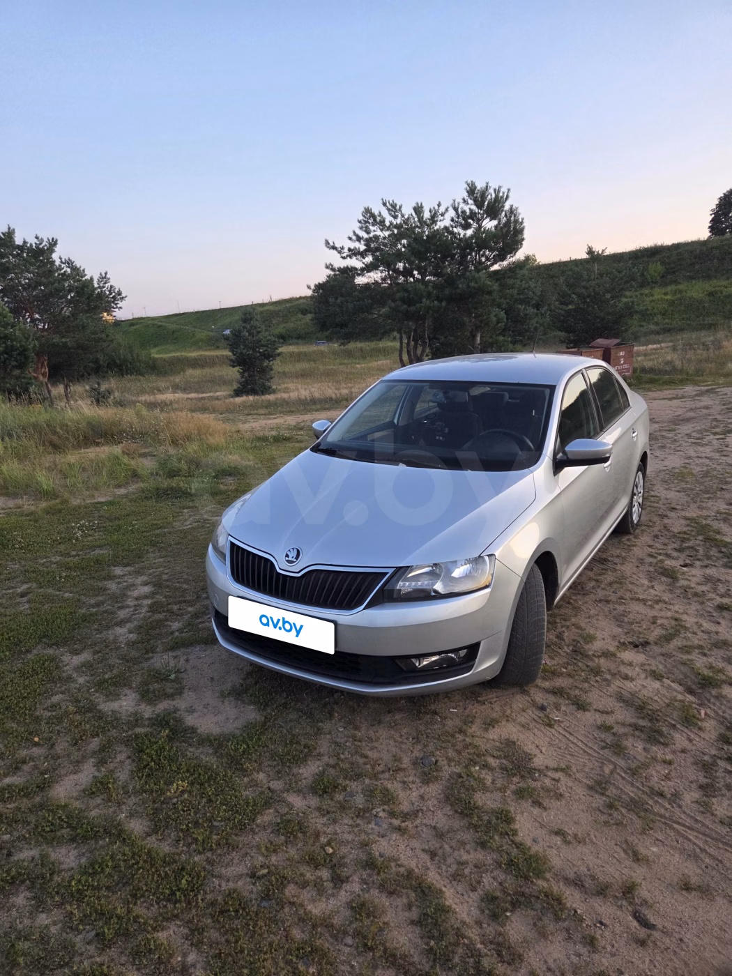 Skoda Rapid фото 7