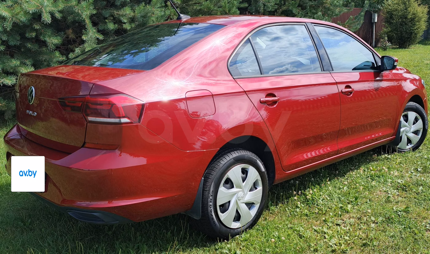 Volkswagen Polo Sedan фото 10