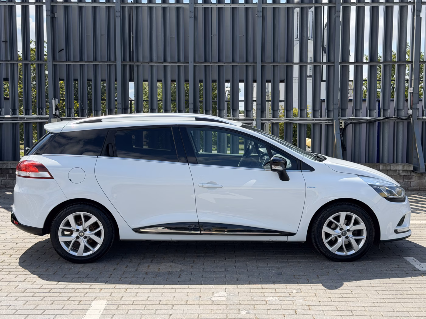 Renault Clio фото 6