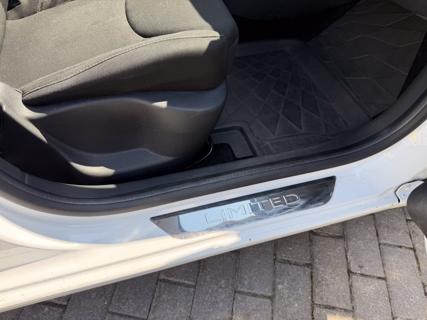 Renault Clio фото 22