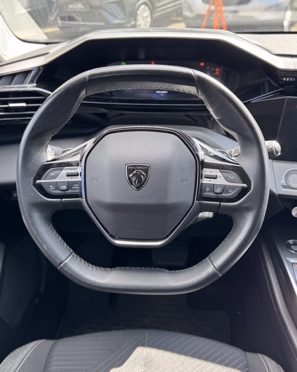 Peugeot 308 фото 14