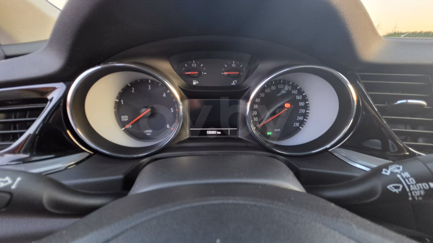 Opel Insignia фото 11
