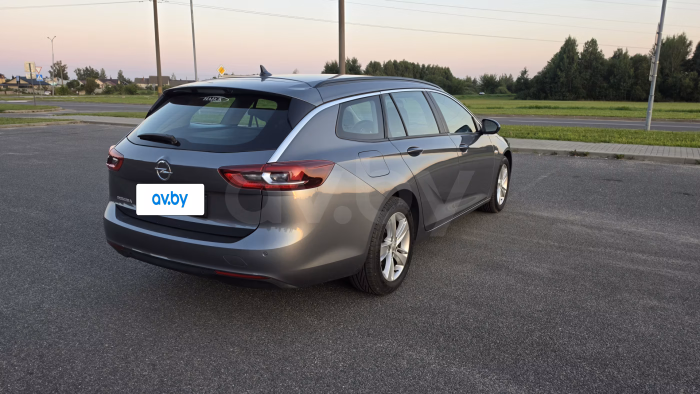 Opel Insignia фото 3