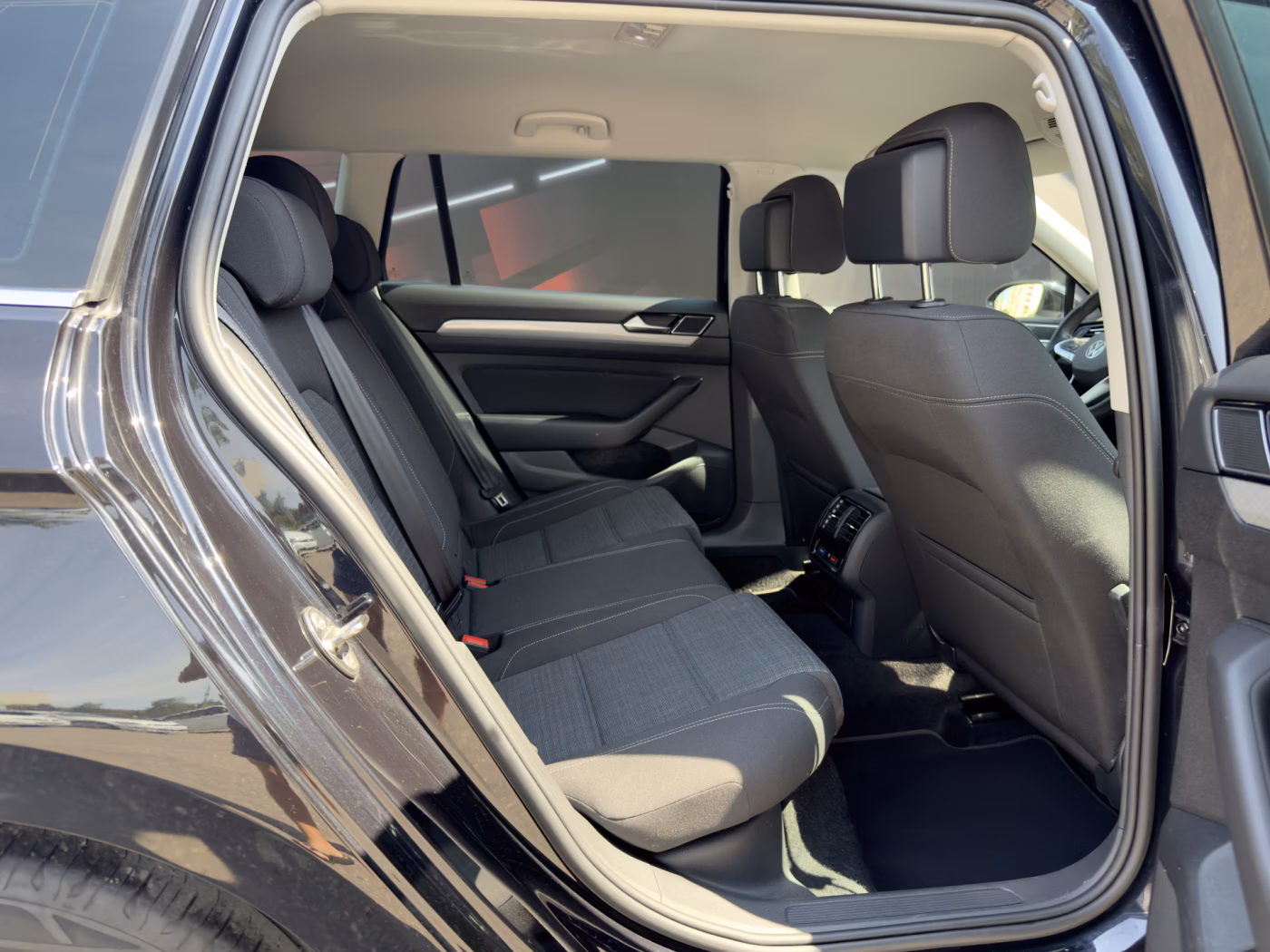 Volkswagen Passat фото 19