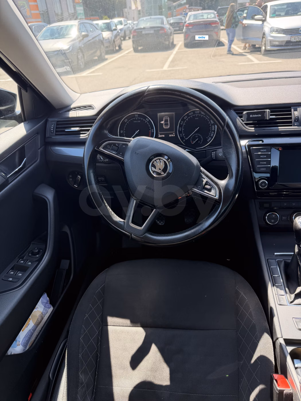 Skoda Superb фото 8
