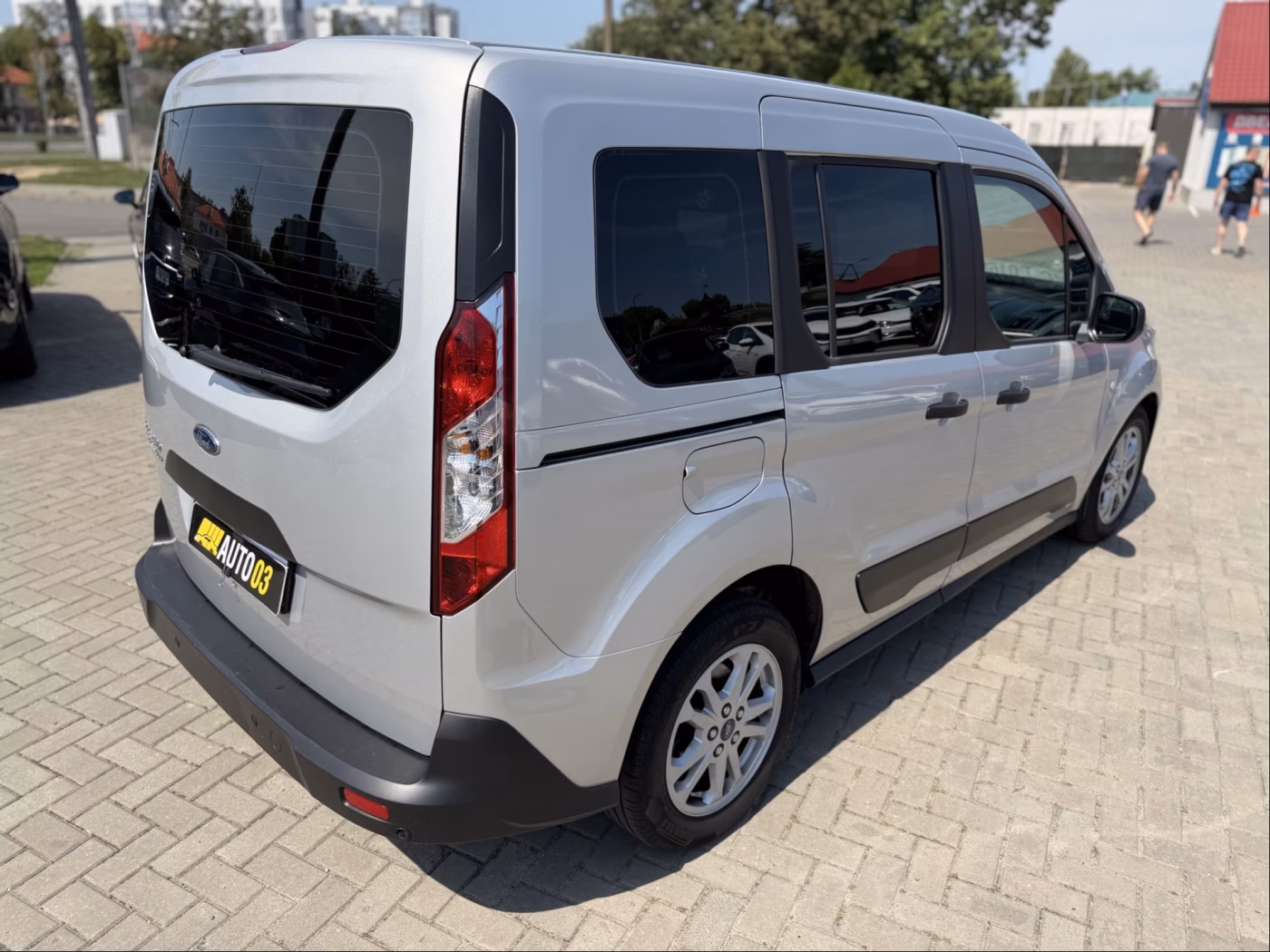 Ford Tourneo Connect фото 5
