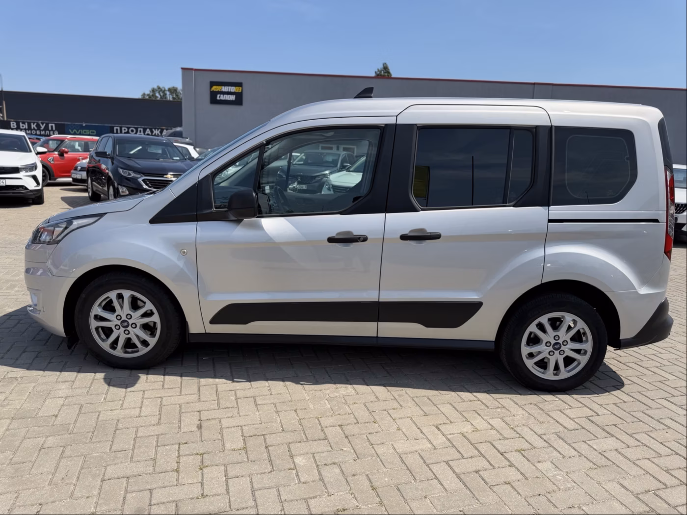Ford Tourneo Connect фото 7