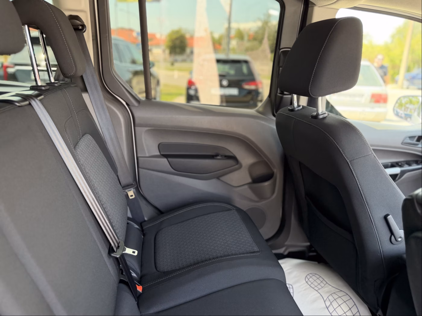 Ford Tourneo Connect фото 15