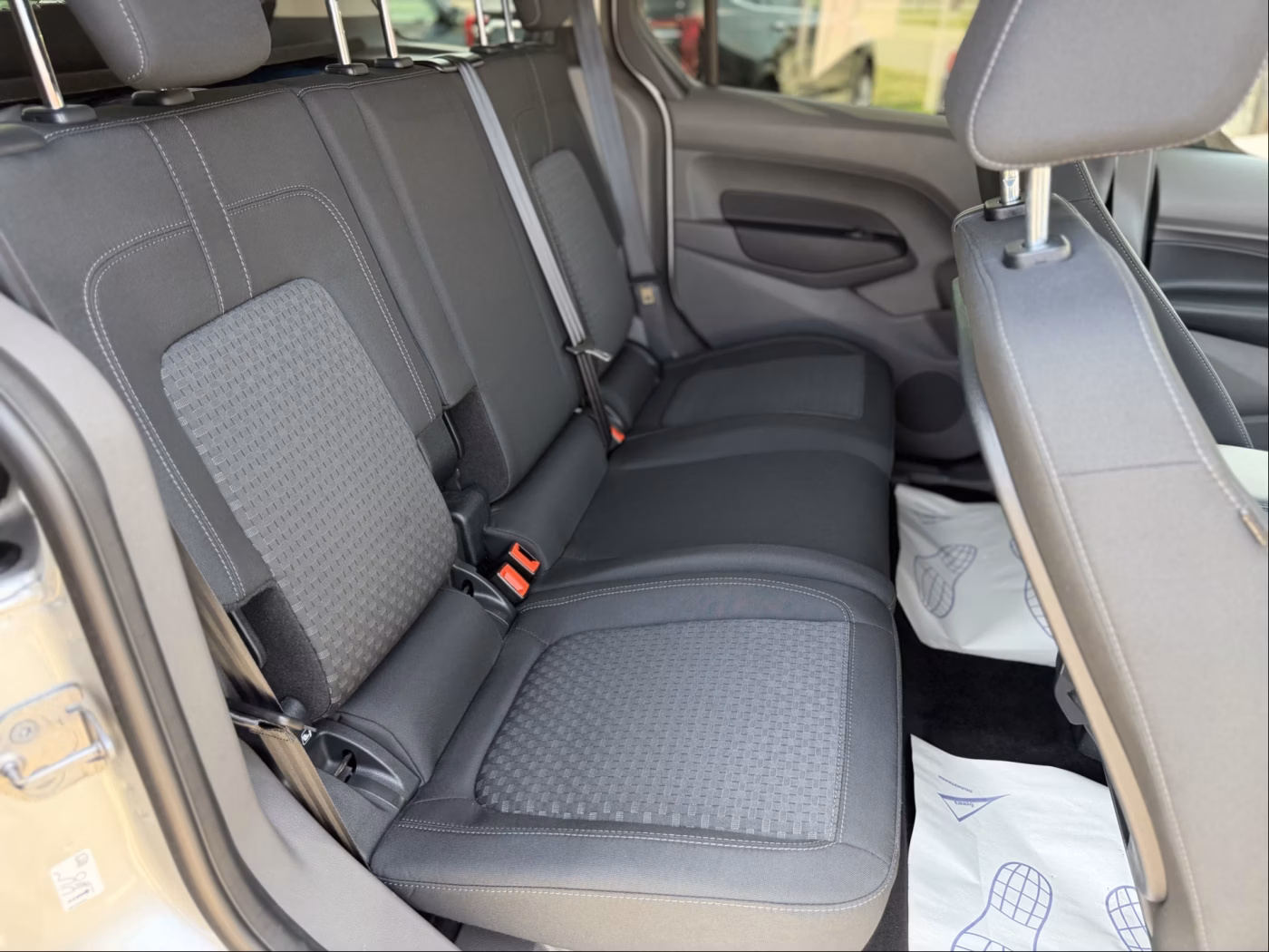 Ford Tourneo Connect фото 16
