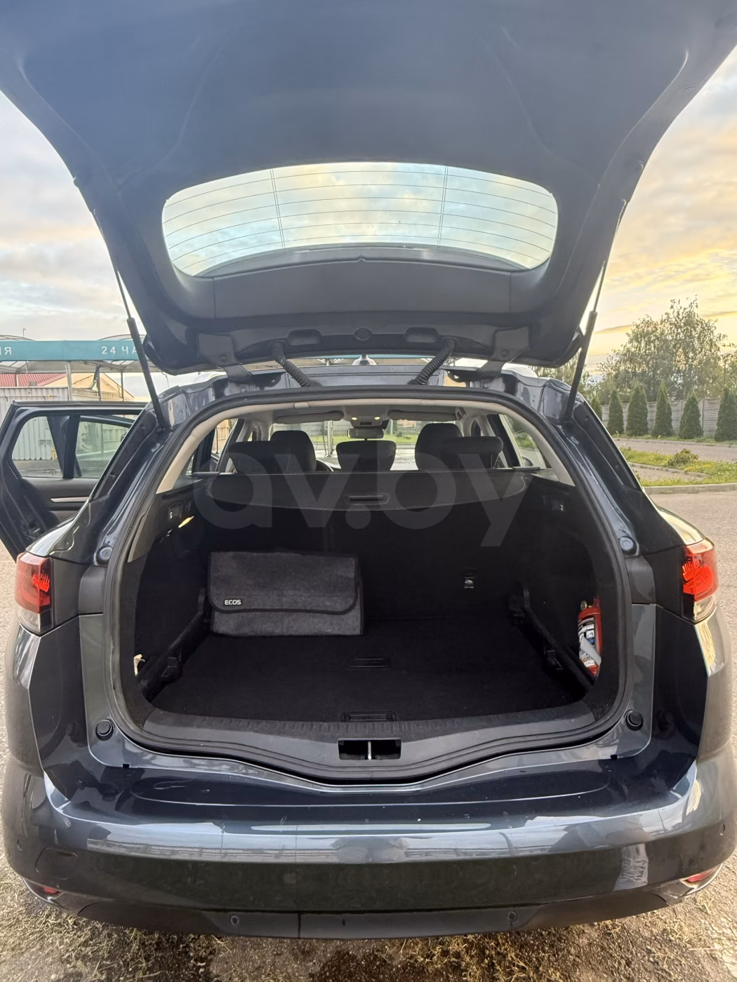 Renault Megane фото 18