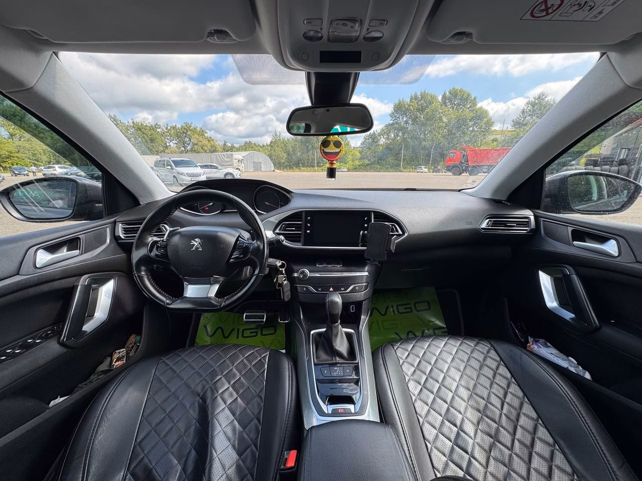 Peugeot 308 фото 17