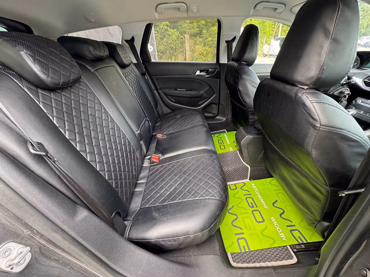 Peugeot 308 фото 14