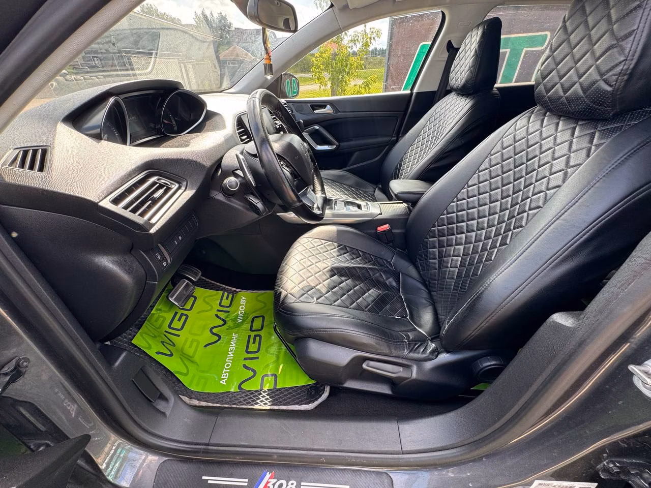 Peugeot 308 фото 10
