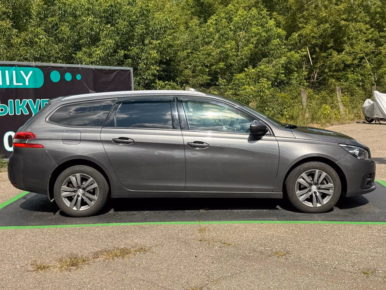 Peugeot 308 фото 8