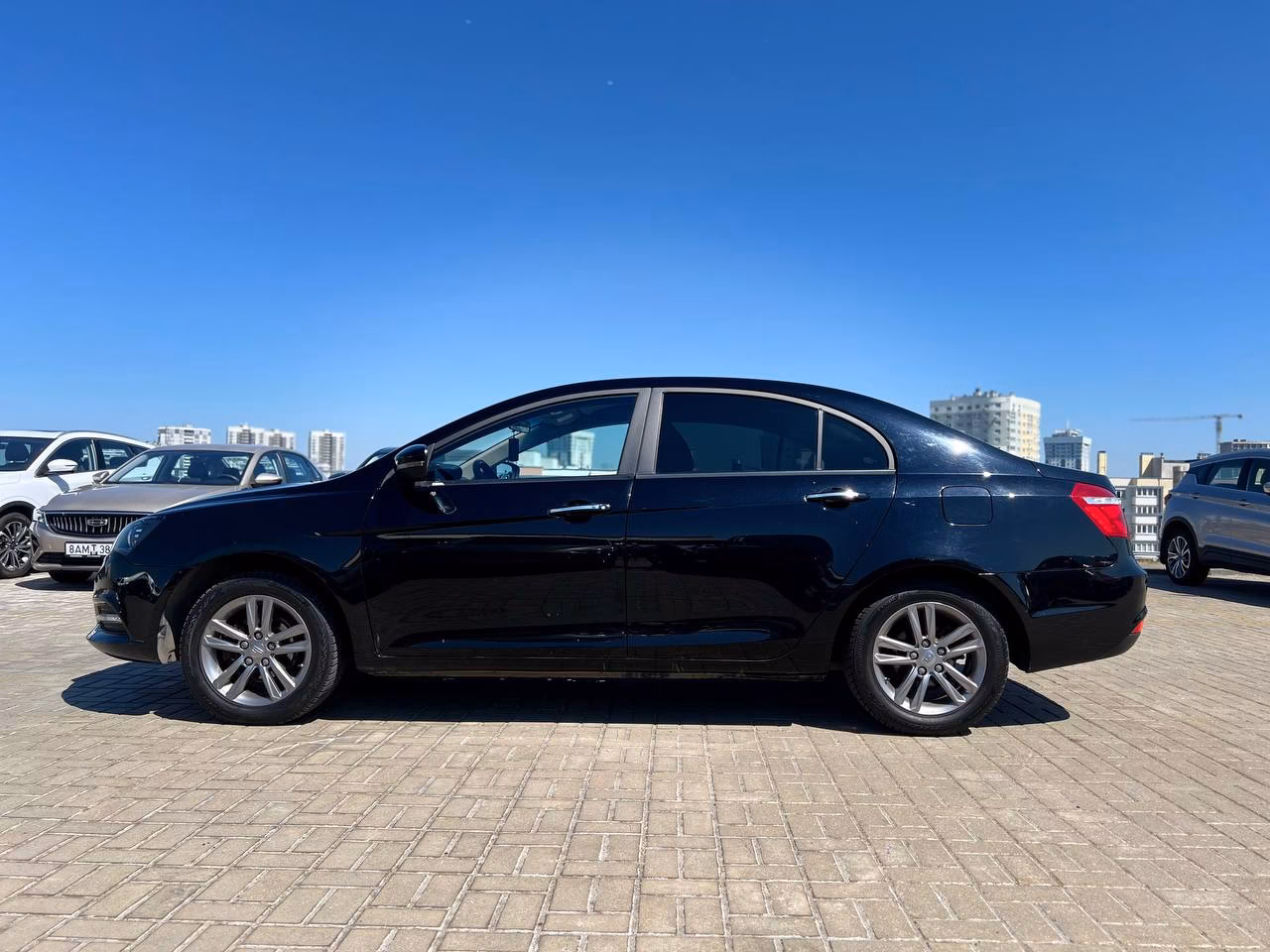 Geely Emgrand фото 12